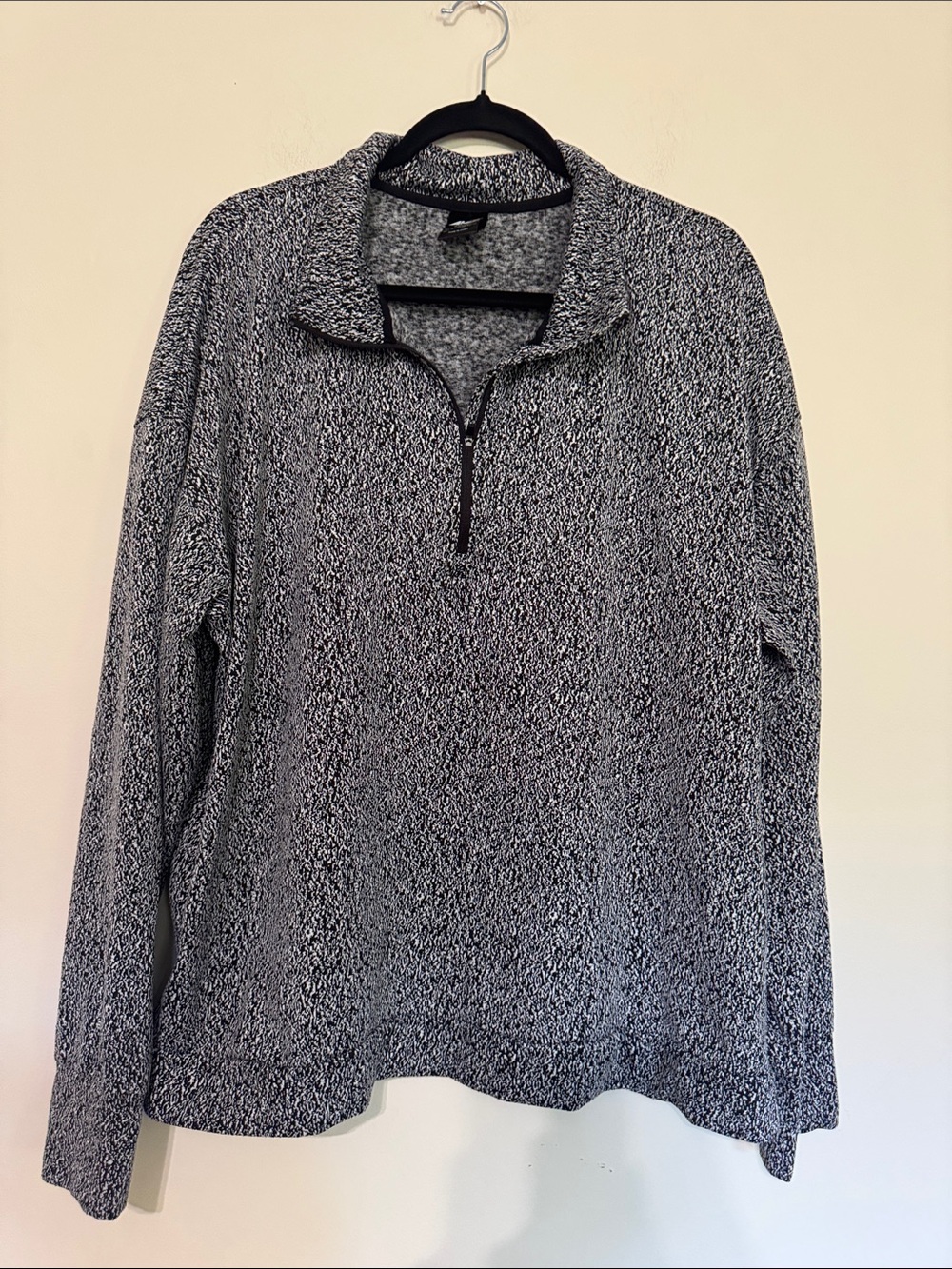 Avia Women's Marled Half-Zip Pullover - Black & White